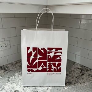 Vuori White and Red limited edition Gift Bag